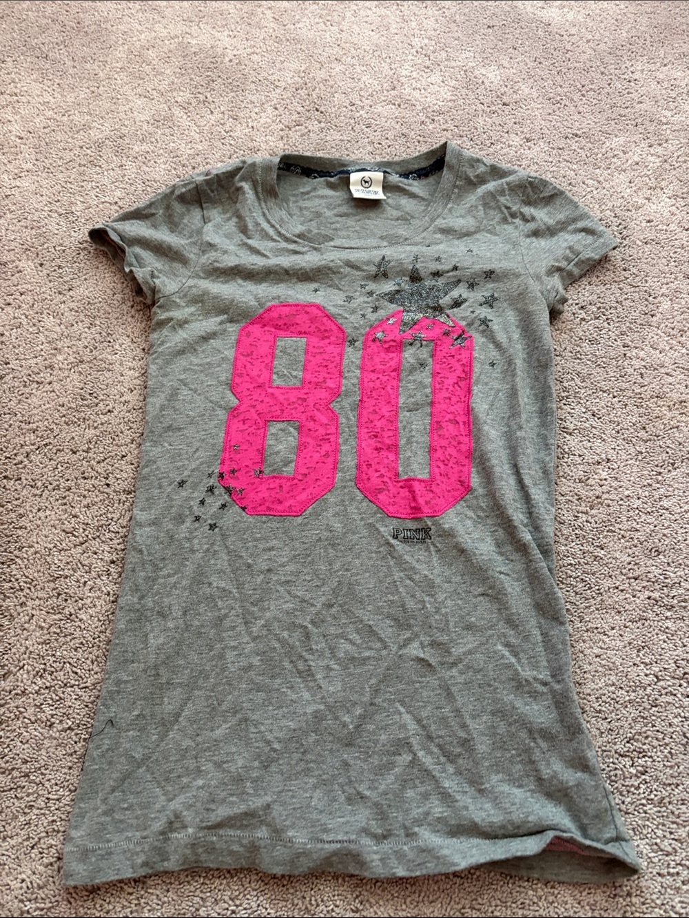 PINK Victoria's Secret Heather Gray Short Sleeve Tee with Hot Pink '80' Graphic
